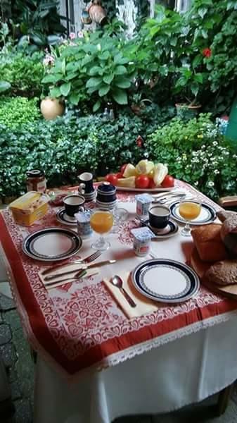 Bed and Breakfast Fónagy és Walter Vendég- és Borház à Vác Extérieur photo