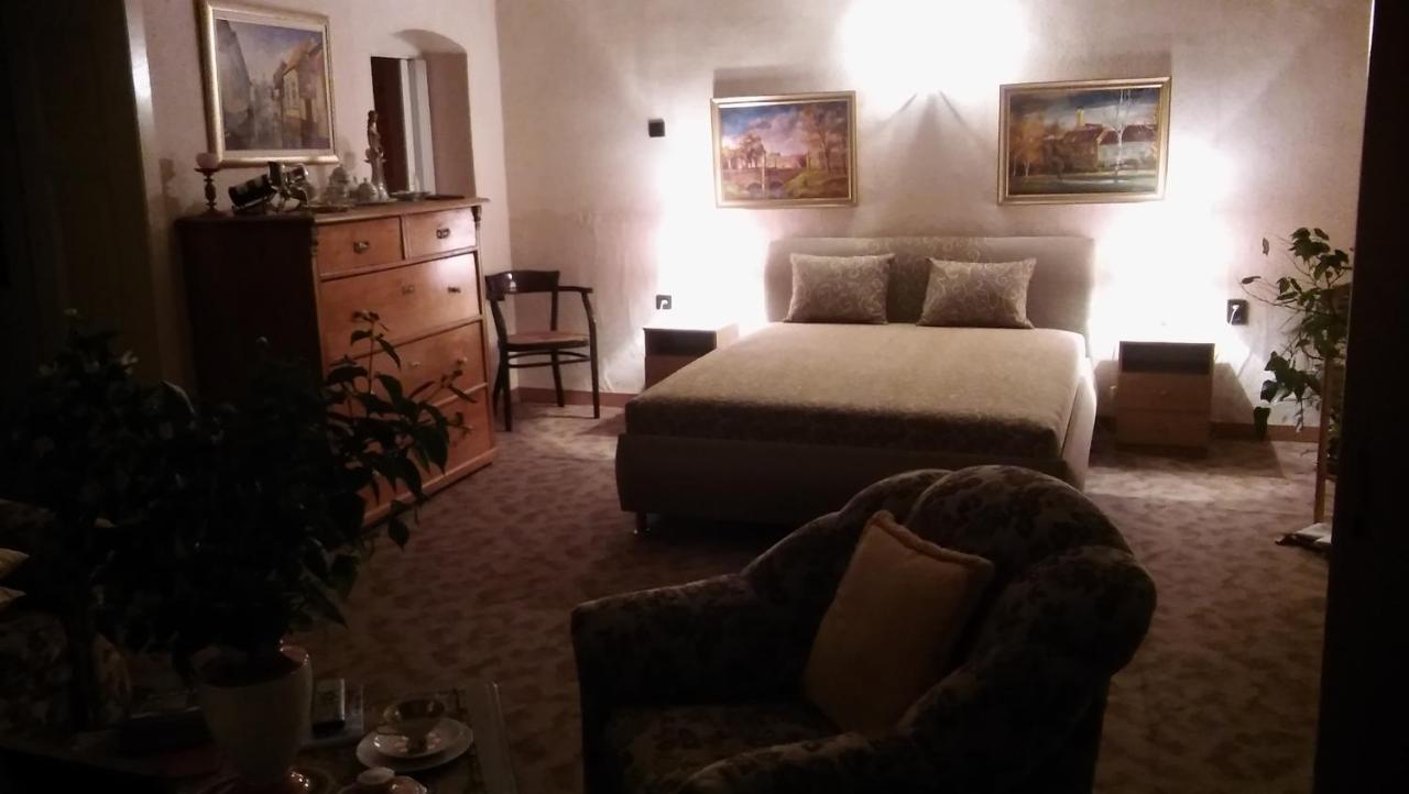 Bed and Breakfast Fónagy és Walter Vendég- és Borház à Vác Extérieur photo